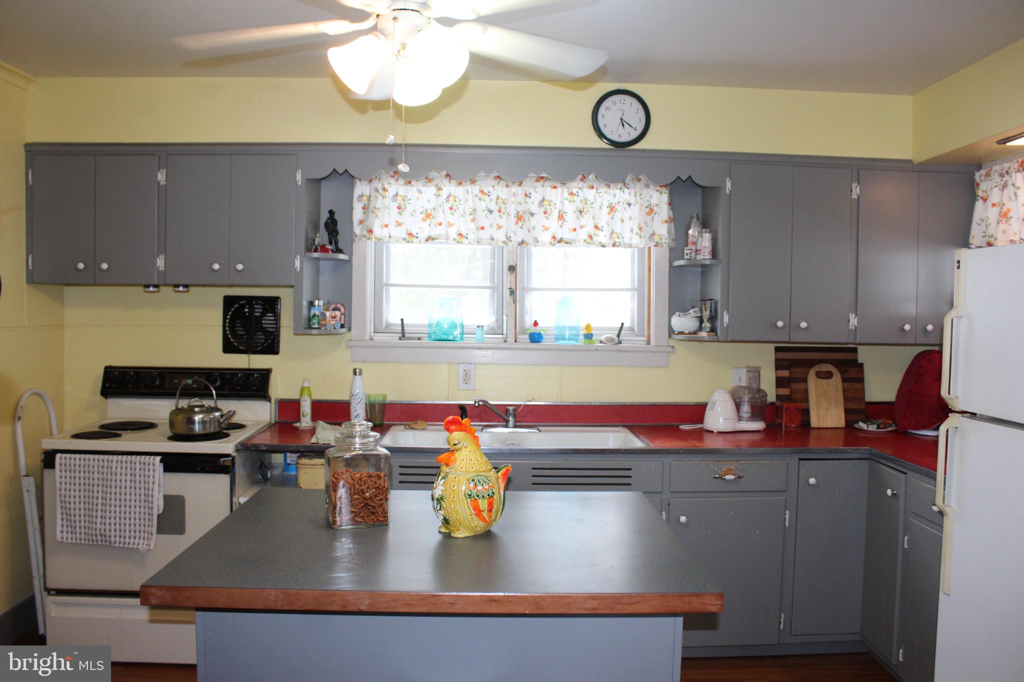 1839 Trevorton Road Coal Township, PA 17866 - Photo 13 of 26 Charming kitchen with vintage flair.