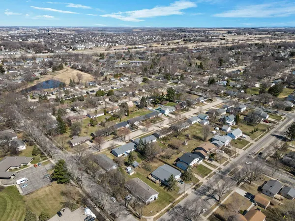 $500,000 | 1-3 Milo Lane, Madison, WI 53714