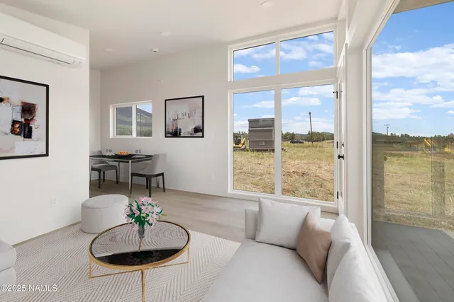 $899,000 | 8073 Harmony Lane, Flagstaff, AZ 86001