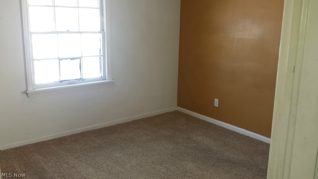 1323 Irene Road Lyndhurst, OH 44124 - Photo 14 of 21