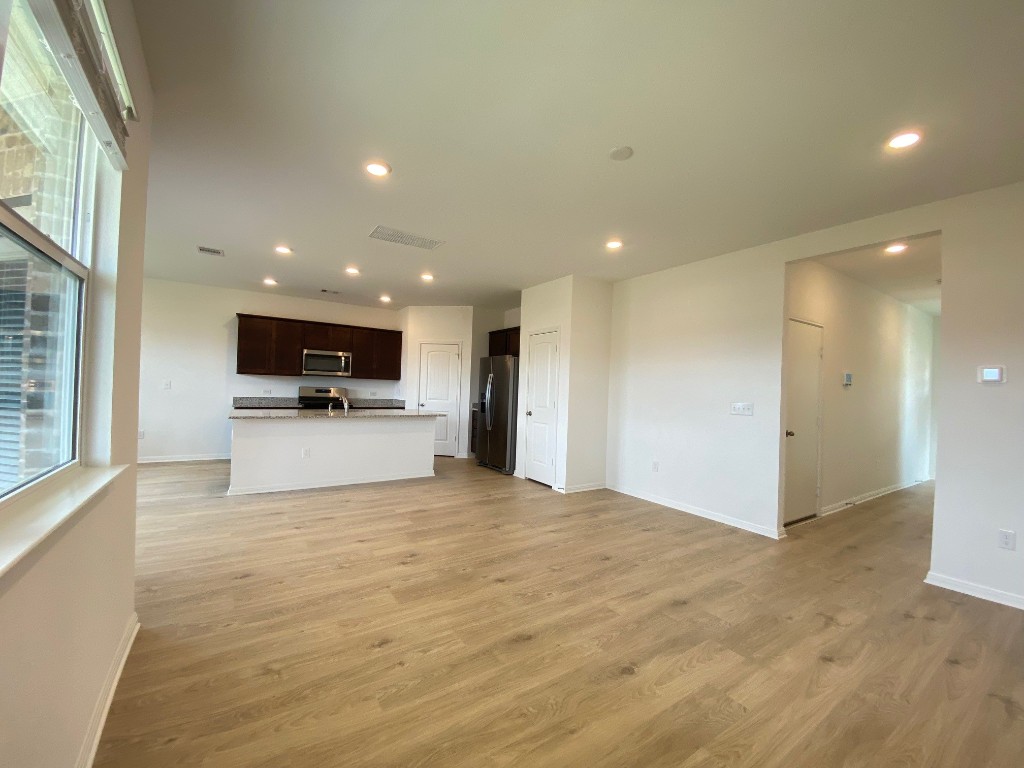 232 Saide Street Georgetown, TX 78626 - Photo 5 of 26