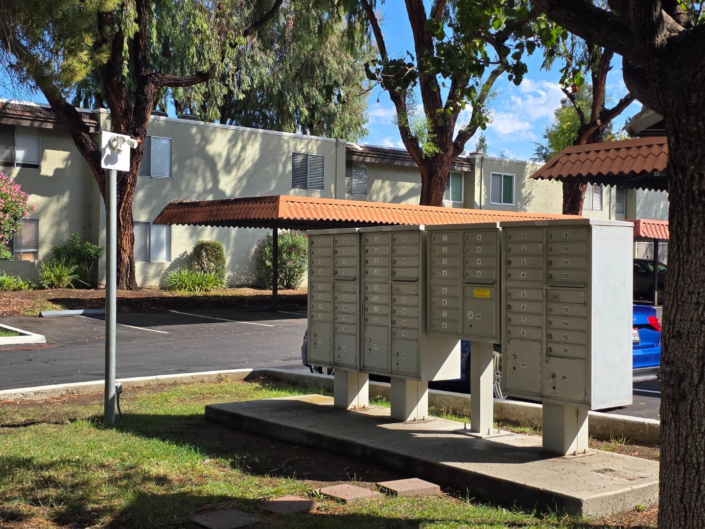 309 Tradewinds Drive, Unit 3 San Jose, CA 95123 - Photo 33 of 34 a view of a chairs and table in the patio