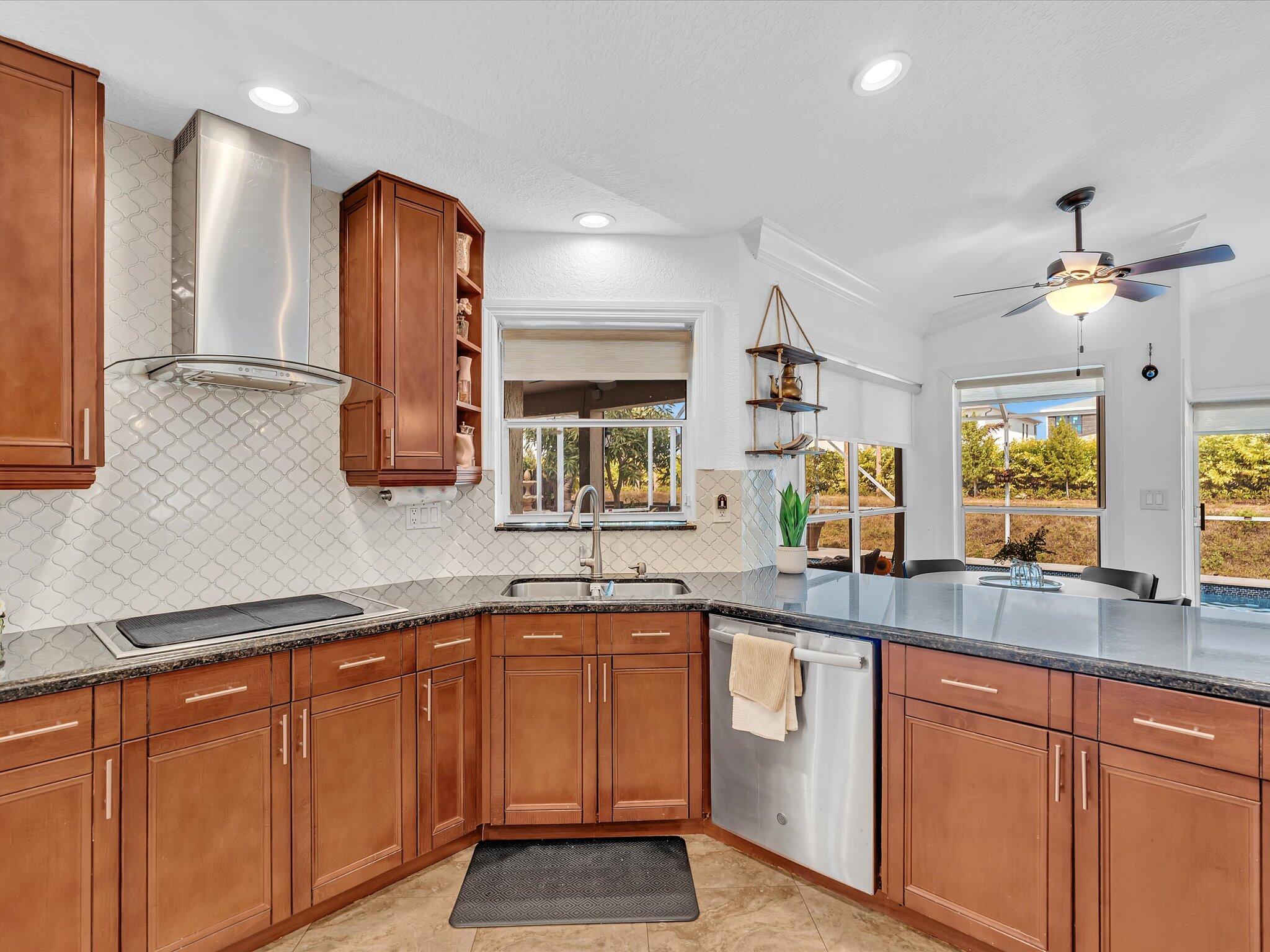 9669 Carousel Circle North Boca Raton, FL 33434 - Photo 20 of 76 Kitchen