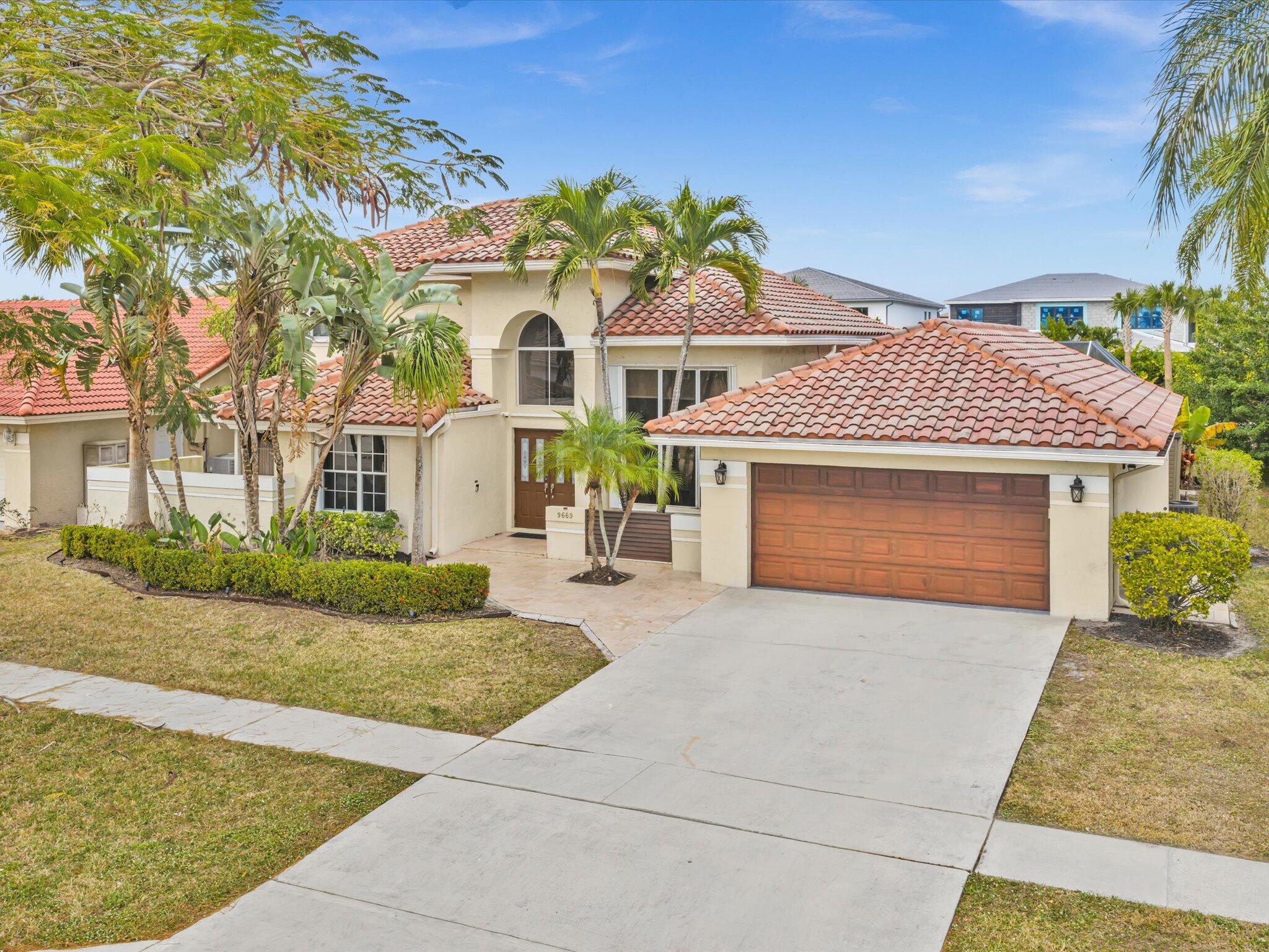 9669 Carousel Circle North Boca Raton, FL 33434 - Photo 2 of 76 73-FPP_0126_D