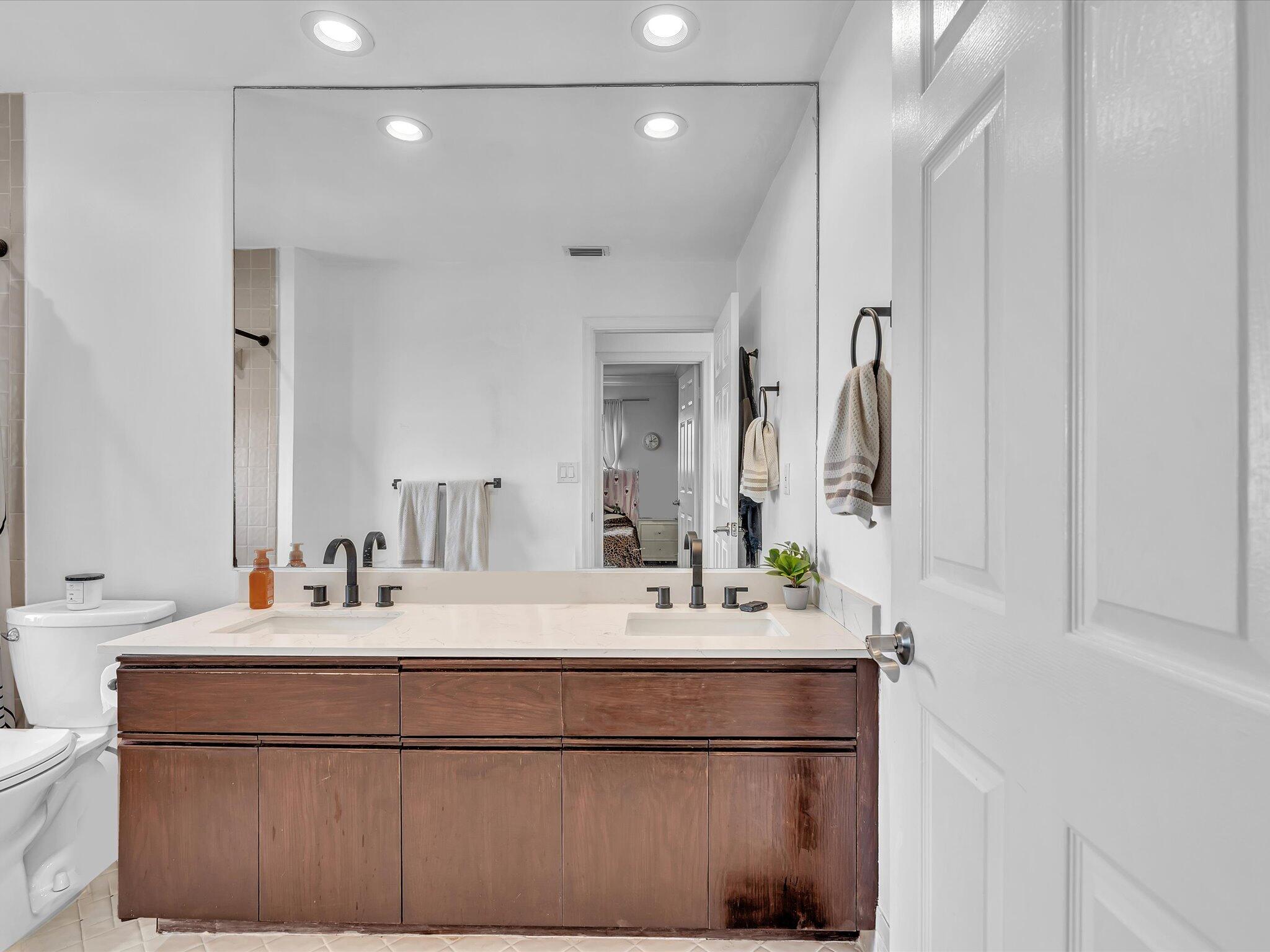 9669 Carousel Circle North Boca Raton, FL 33434 - Photo 69 of 76 2nd level bathoom