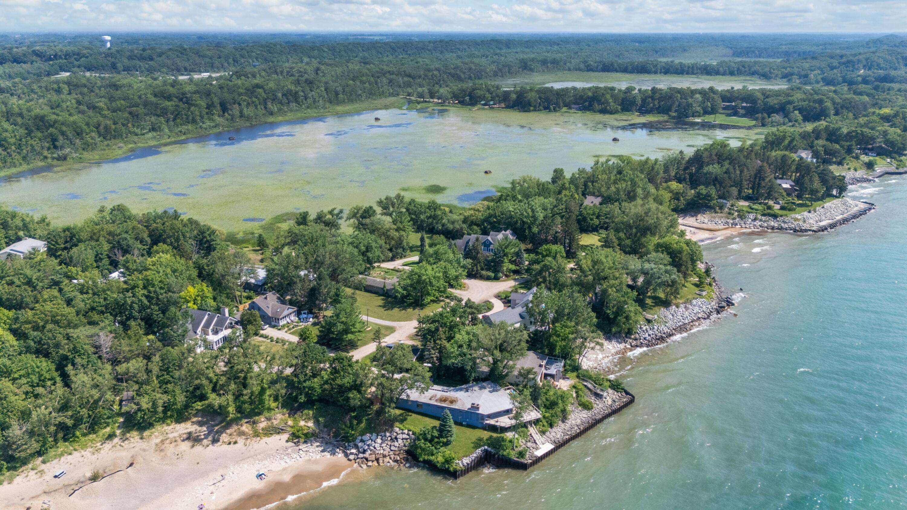 5501 Sunset Path Stevensville, MI 49127 - Photo 59 of 87 16DJI_20260707041242_0018_D