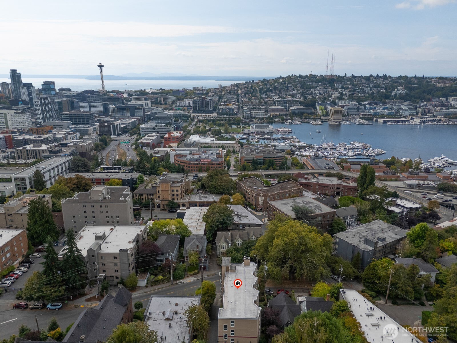 900 Summit Avenue East, Unit 303 Seattle, WA 98102 - Photo 22 of 25 an aerial view of a city