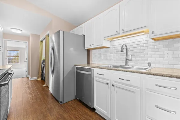 $309,900 | 10110 74th Street, Unit D, Kenosha, WI 53142