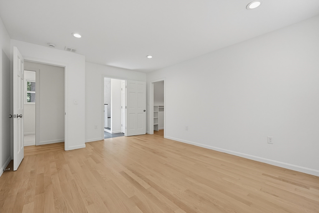 45 Baron Road Franklin, MA 02038 - Photo 16 of 42