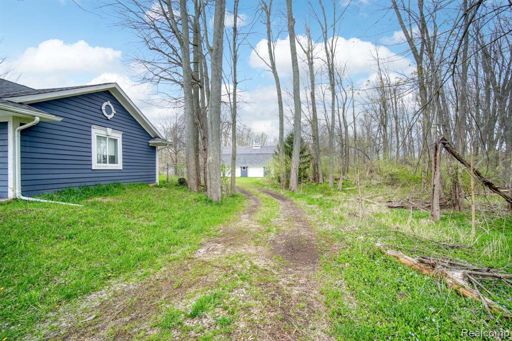 5035 Center Road Linden, MI 48451 - Photo 42 of 88