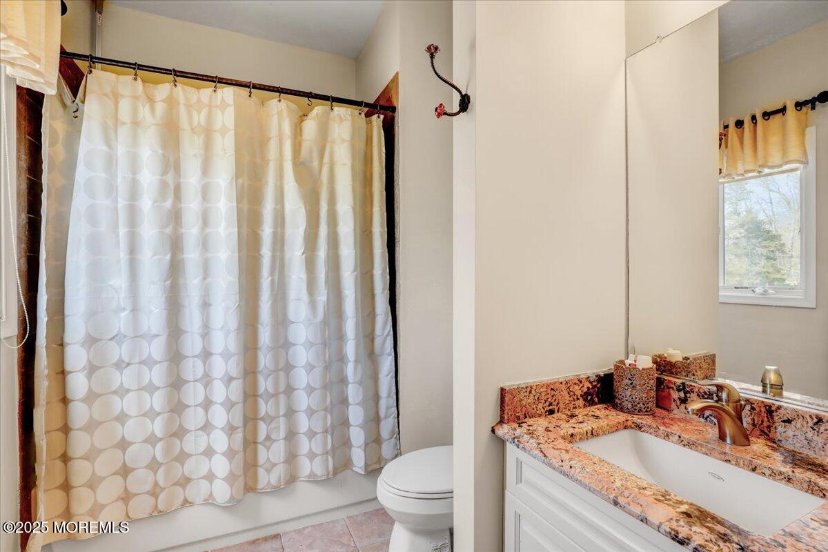53 McCaffery Road Manalapan, NJ 07726 - Photo 29 of 71 29-Princess Suite 1st Floor