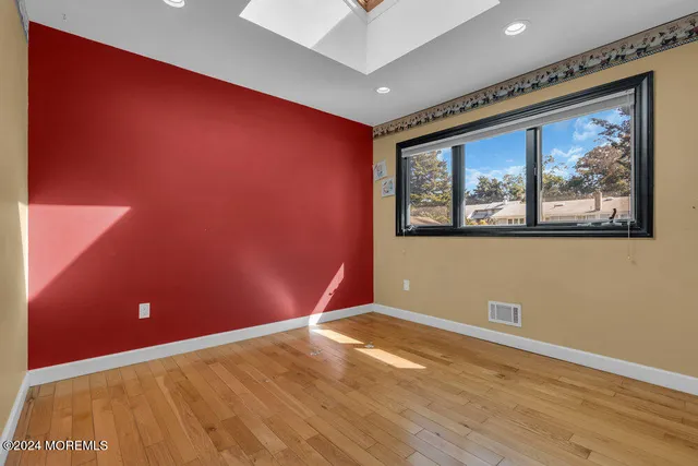 $3,750 | 691 Sussex Court, Toms River, NJ 08753