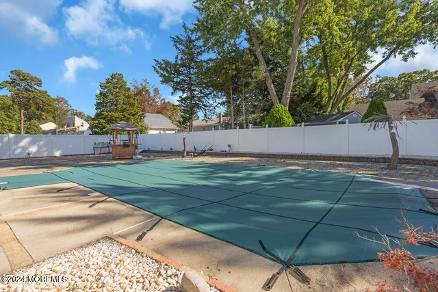 $3,750 | 691 Sussex Court, Toms River, NJ 08753