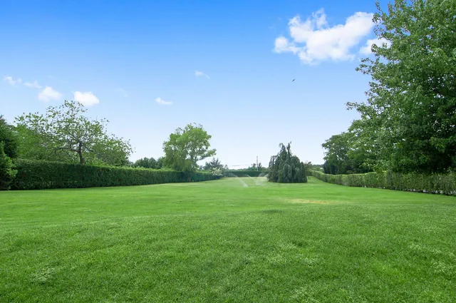 $150,000 | Undisclosed Address, Bridgehampton, NY 11932