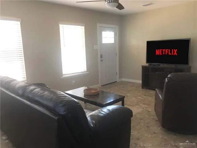 $900 | 1219 North Keralum Avenue, Mission, TX 78572