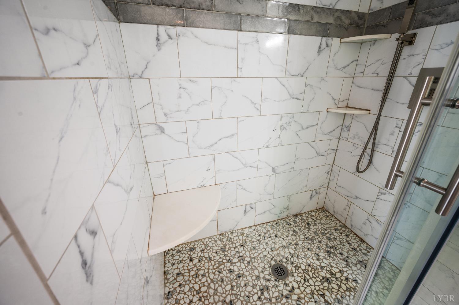 355 Dyson Road Amherst, VA 24521 - Photo 32 of 96 Primary Shower