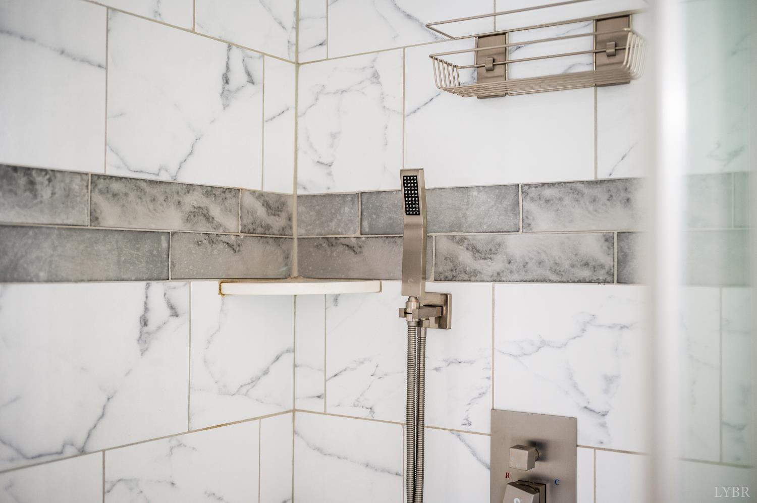 355 Dyson Road Amherst, VA 24521 - Photo 33 of 96 Primary Shower