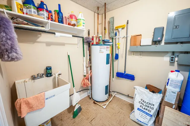 $1,199,000 | 355 Dyson Road, Amherst, VA 24521