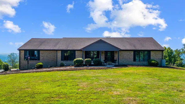 $1,199,000 | 355 Dyson Road, Amherst, VA 24521