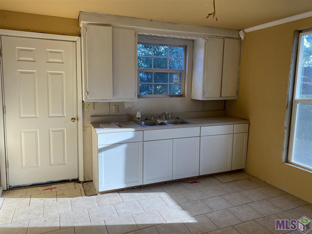 3263 Dougherty Drive Baton Rouge, LA 70805 - Photo 8 of 17 Gallery Image 8
