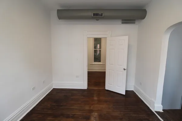 $2,099 | 1362 North Bosworth Avenue, Unit 2C, Chicago, IL 60642