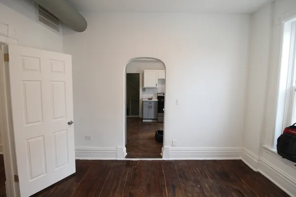 $2,099 | 1362 North Bosworth Avenue, Unit 2C, Chicago, IL 60642