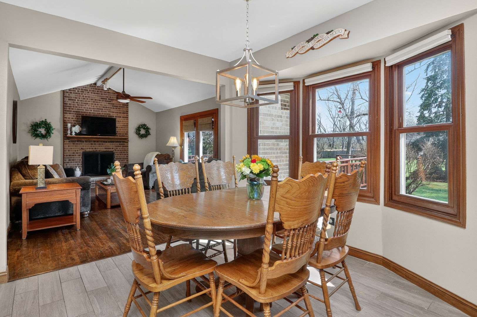 2123 Green Valley Road Darien, IL 60561 - Photo 10 of 30 Gallery Image 10