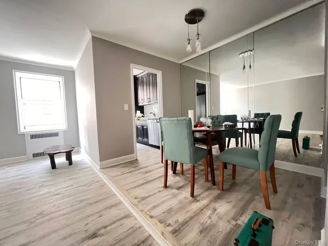 $380,000 | 63-109 Saunders Street, Unit C14 | Rego Park