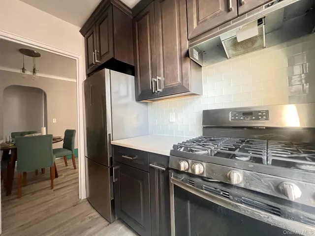 $380,000 | 63-109 Saunders Street, Unit C14 | Rego Park