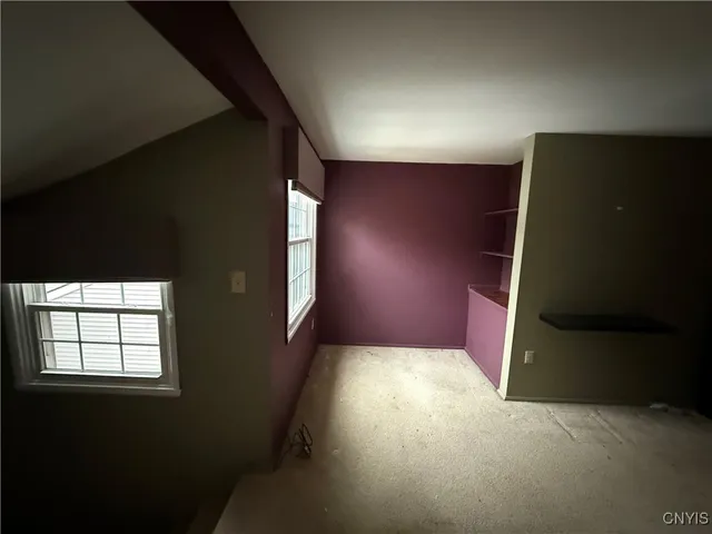 $189,000 | 121 Softwind Circle, Van Buren, NY 13027