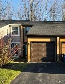 $189,000 | 121 Softwind Circle, Van Buren, NY 13027