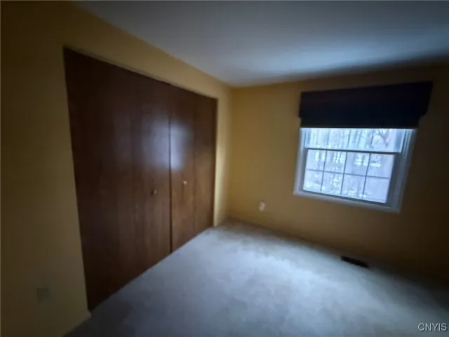 $189,000 | 121 Softwind Circle, Van Buren, NY 13027