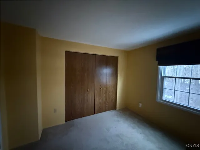 $189,000 | 121 Softwind Circle, Van Buren, NY 13027