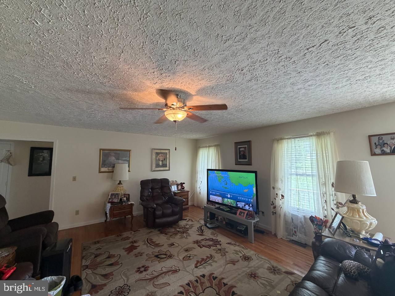 333 East Bailey Road Lewisburg, WV 24901 - Photo 23 of 57 Cozy living space with natural light.
