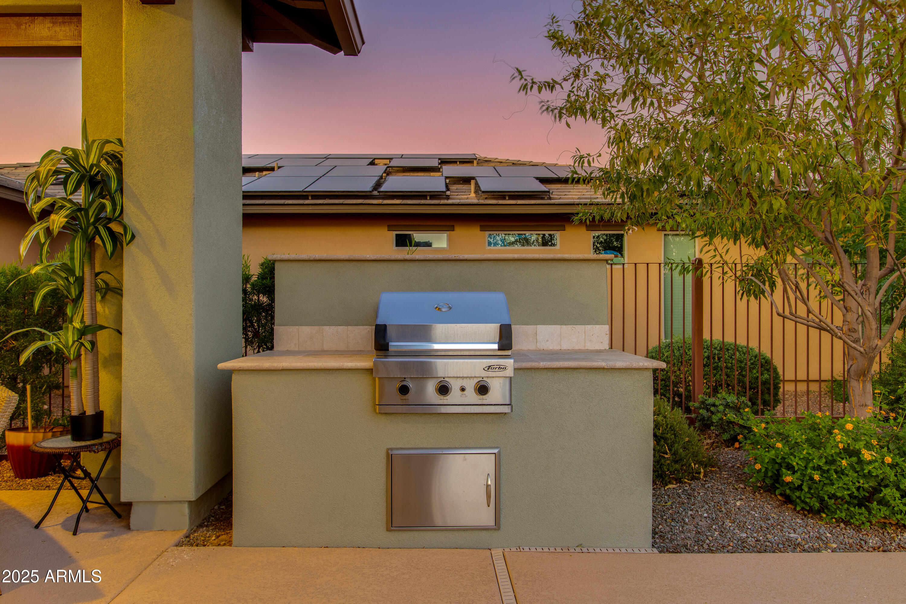 3675 Gold Ridge Road Wickenburg, AZ 85390 - Photo 51 of 66 a close view of stove