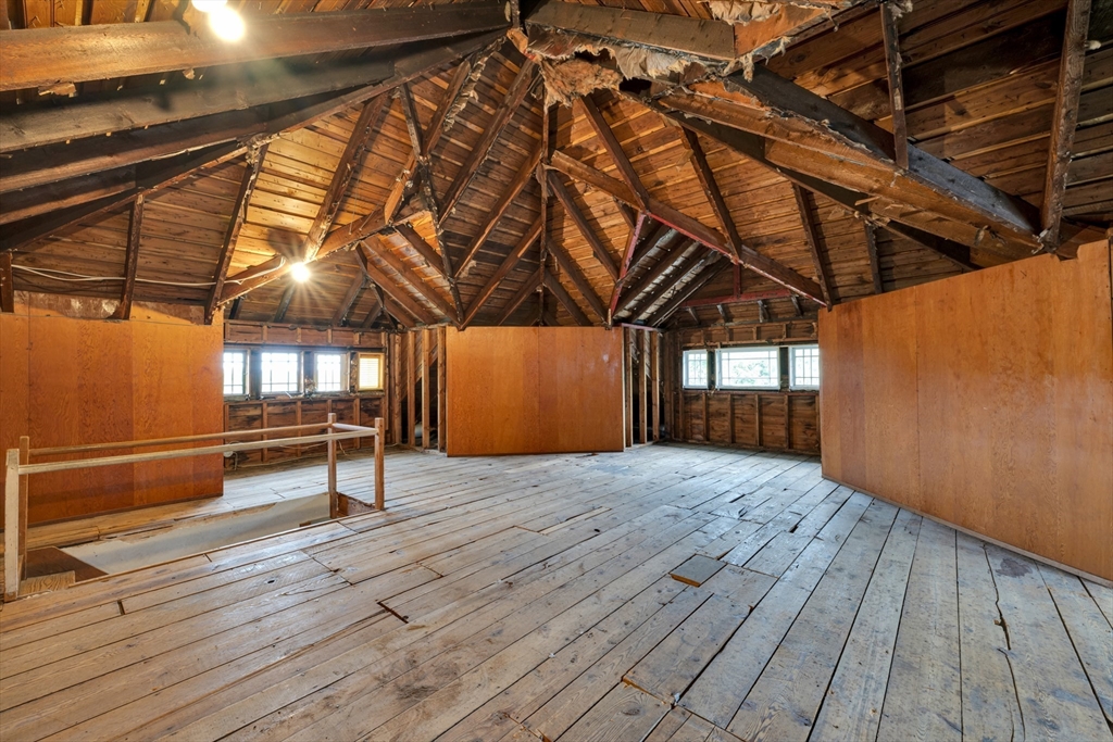 14 Tahanto Road Worcester, MA 01602 - Photo 33 of 41