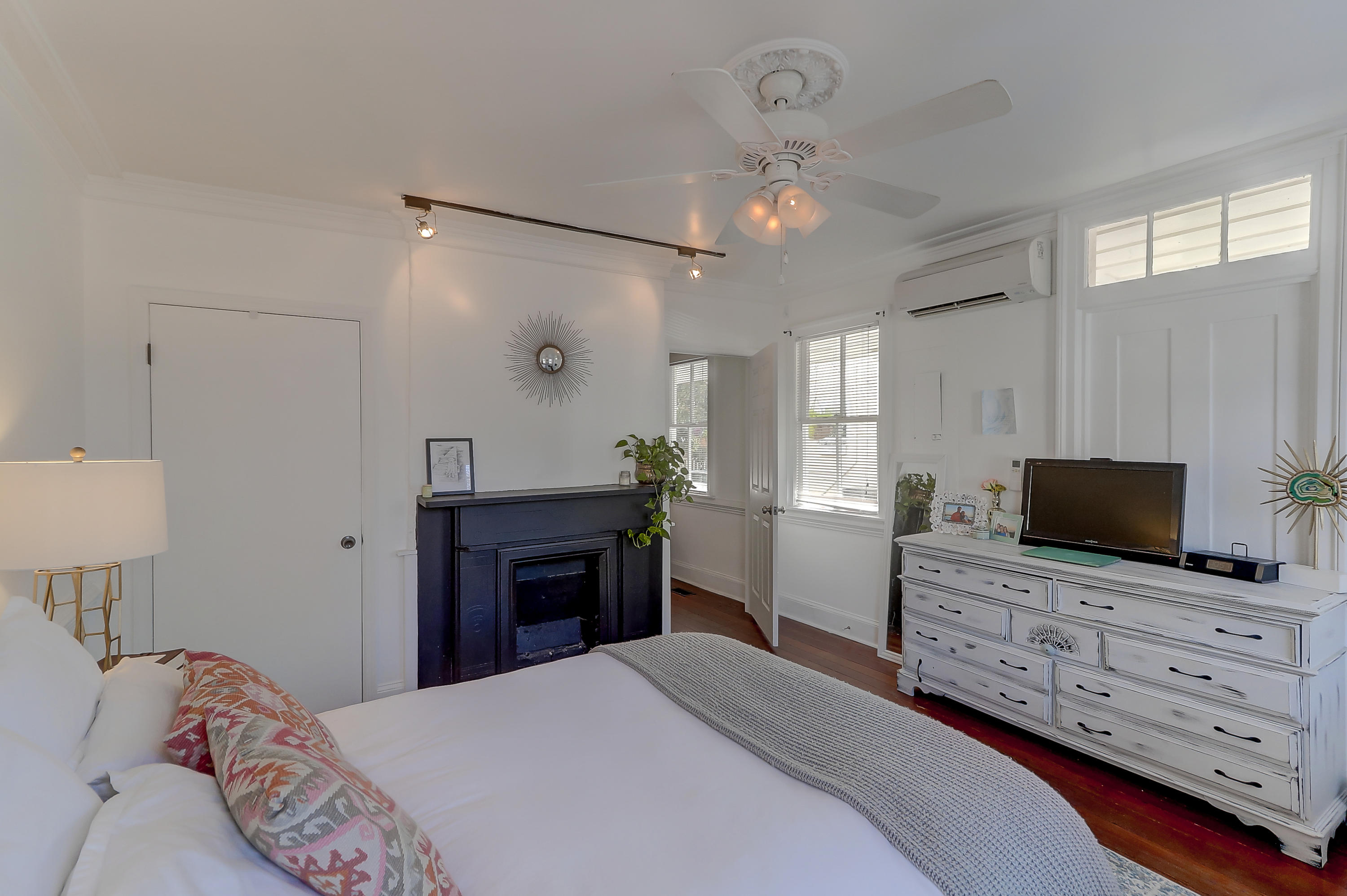 232 Rutledge Avenue Charleston, SC 29403 - Photo 12 of 36 Downstairs Bedroom