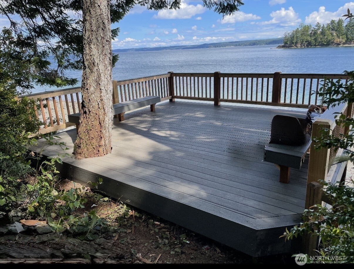 511 Pleasant Harbor Road Brinnon, WA 98320 - Photo 5 of 8