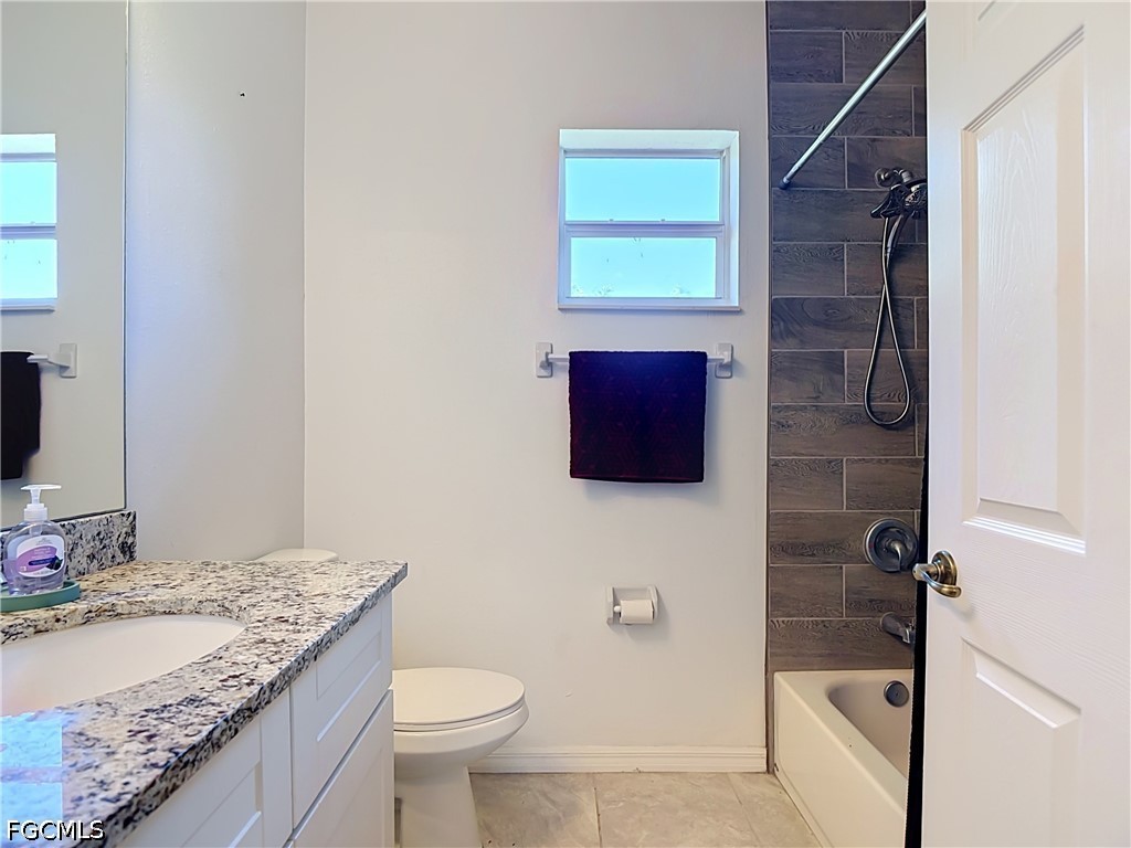 3907 11th Street Southwest Lehigh Acres, FL 33976 - Photo 20 of 43