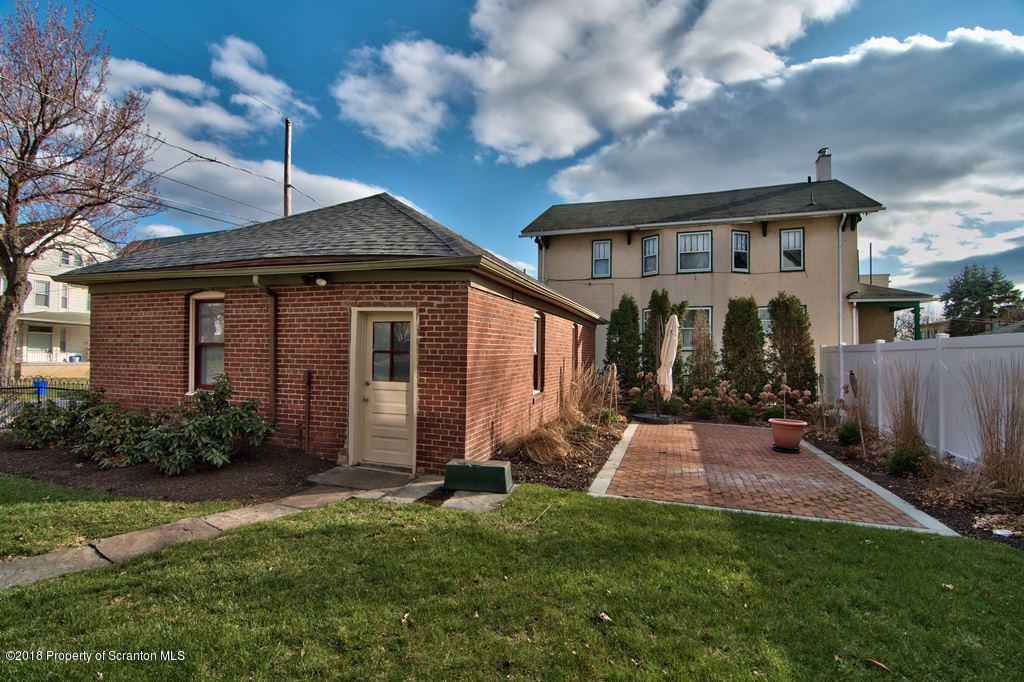 754 Green Ridge Street Scranton, PA 18509 - Photo 26 of 77