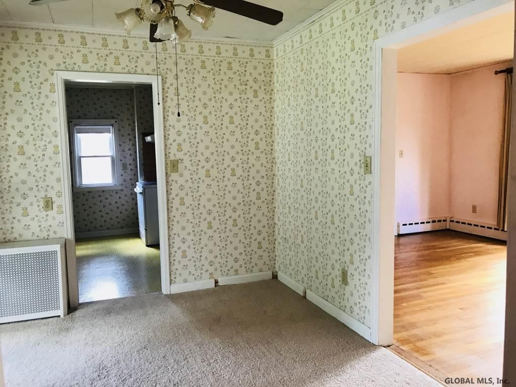 22 Asprion Road Bethlehem, NY 12077 - Photo 8 of 31 Photo 8