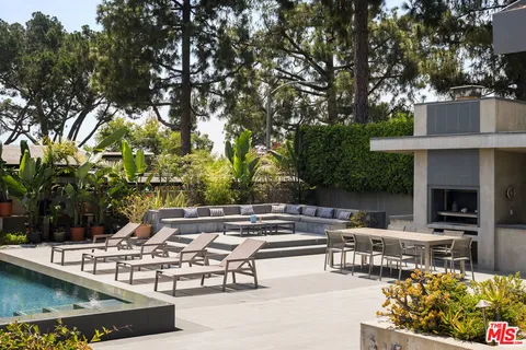 $6,995,000 | 1270 Lago Vista Drive, Beverly Hills, CA 90210