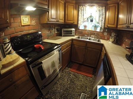171 Sunset Boulevard Oneonta, AL 35121 - Photo 3 of 45