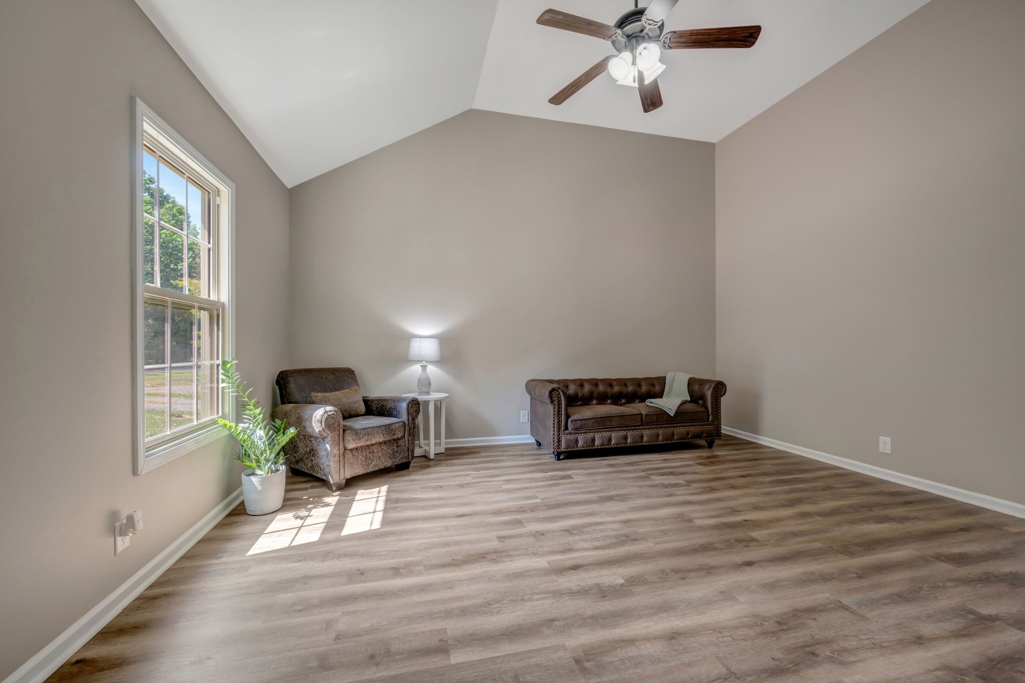 3975 Killebrew Road Palmyra, TN 37142 - Photo 9 of 28 Gallery Image 9
