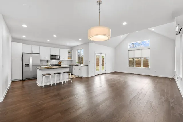 $4,000 | 3600 Clary Way, Austin, TX 78723