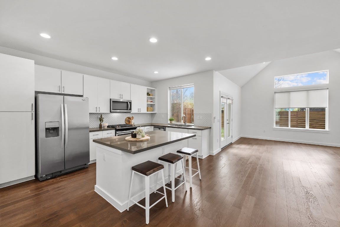 3600 Clary Way Austin, TX 78723 - Photo 9 of 26