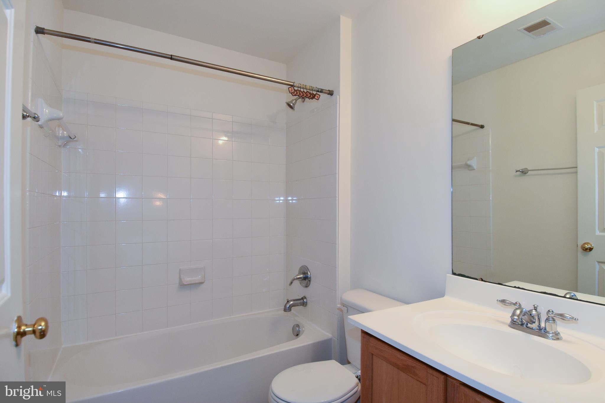 7828 Callington Way Hanover, MD 21076 - Photo 28 of 41 UPPER LEVEL HALL BATHROOM