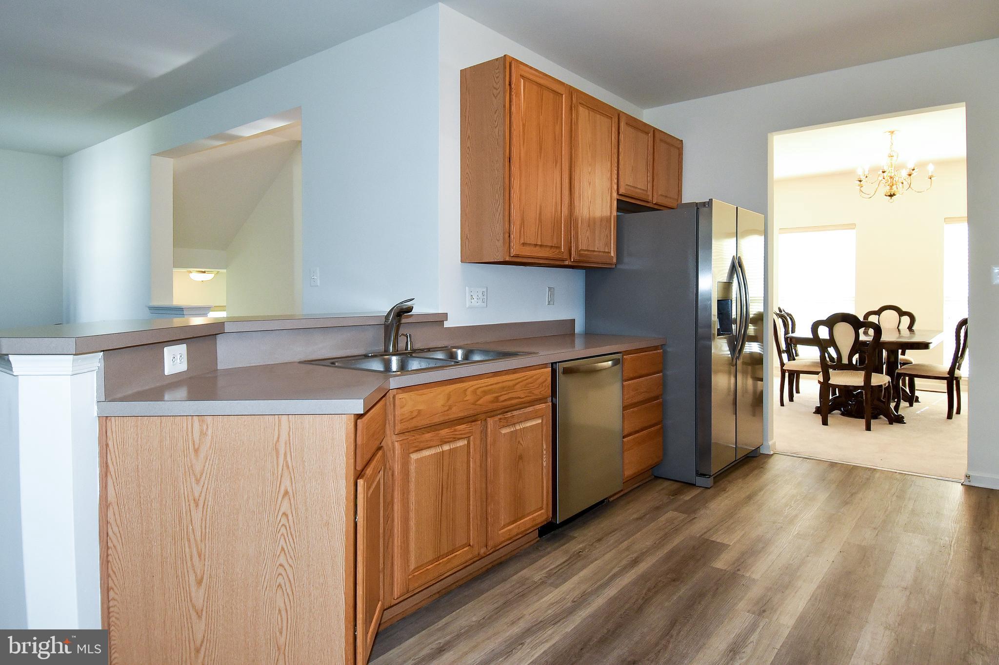 7828 Callington Way Hanover, MD 21076 - Photo 9 of 41 KITCHEN HAS NEW FLOORING