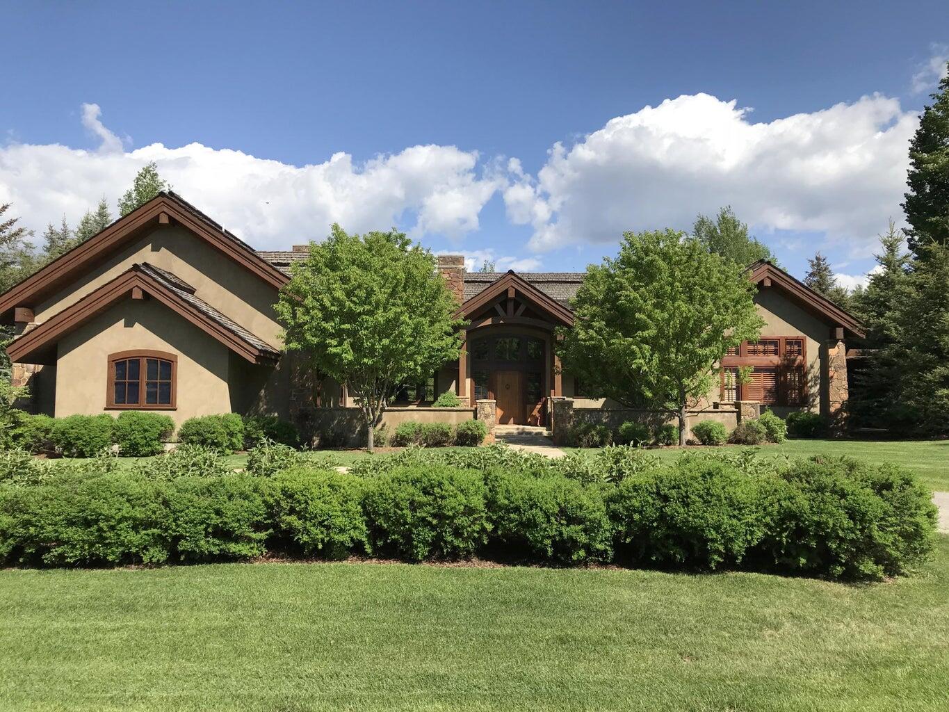 115 Graduate Drive Ketchum, ID 83340 - Photo 2 of 26 20180613161201541412000000-o