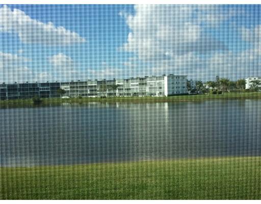 2076 Guildford East, Unit 2076 Boca Raton, FL 33434 - Photo 1 of 7 Primary Photo